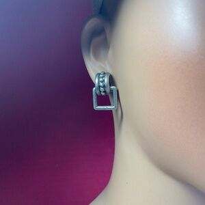 Vintage Sterling Silver geometric shaped drop earrings. 1 inch long